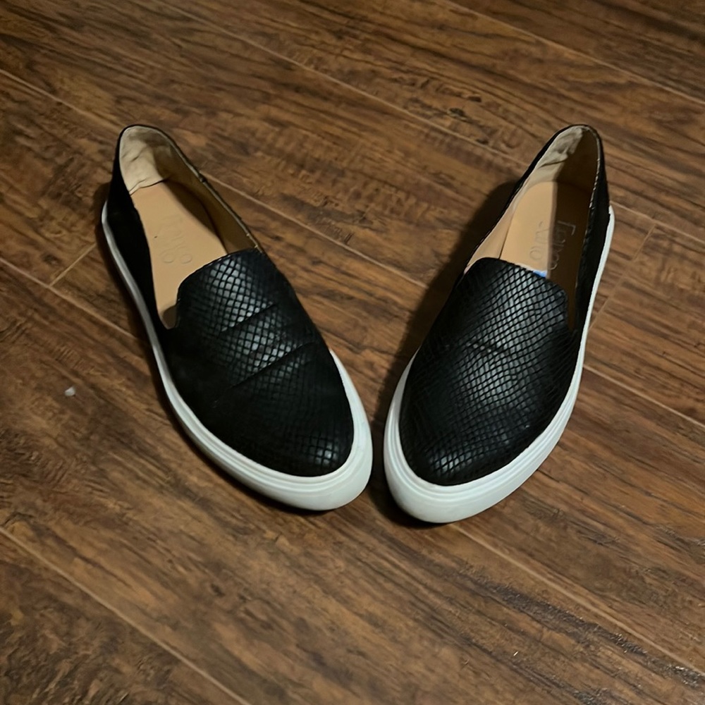 Franco sarto slip on shoes flats faux snake skin pattern black size 6.5